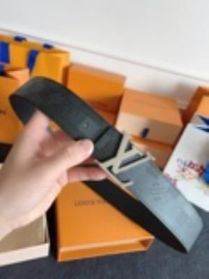 cheap quality LOUIS VUITTON Dimension Belt Model No. 816